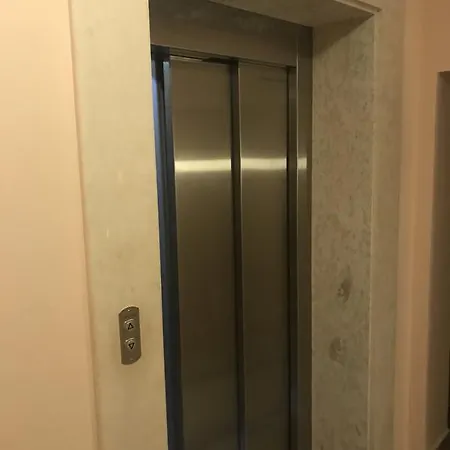 кабакум アパート ヴァルナ